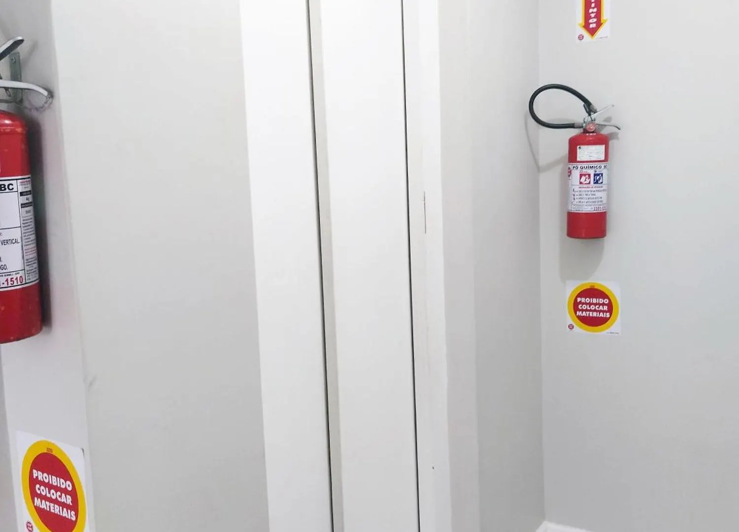 בית אירוח Balneário Camboriú Suite Com Cozinha Compacta Proximo Praia